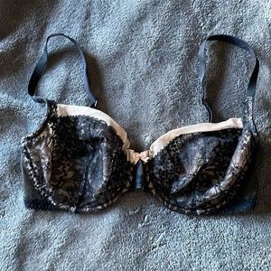 VS semi Sheer Demi Cup